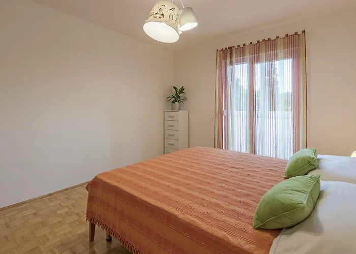 Colosseum Apartment